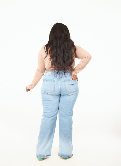 Classic 90s Straight Leg Jeans